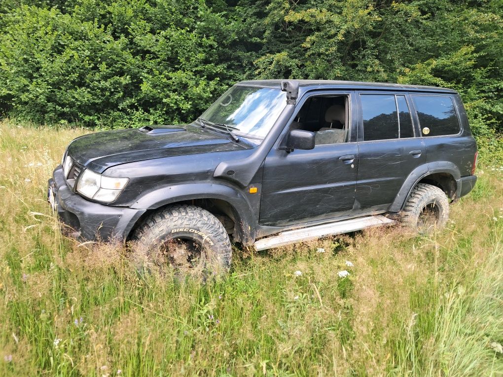 Nissan Patrol long