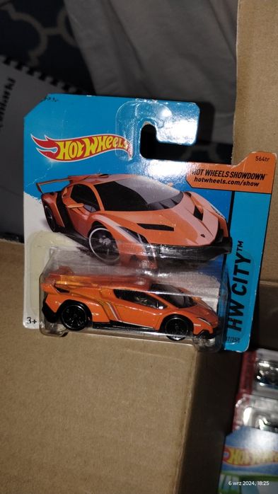 Hot Wheels Lamborghini  Veneno