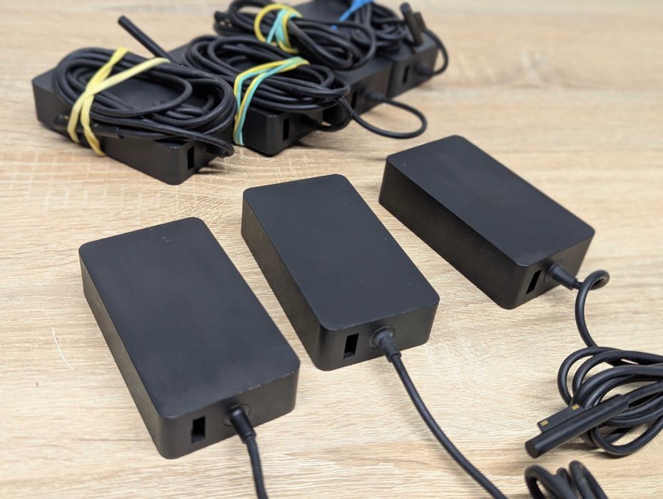 Блок живлення Microsoft surface 12в 44W,41W