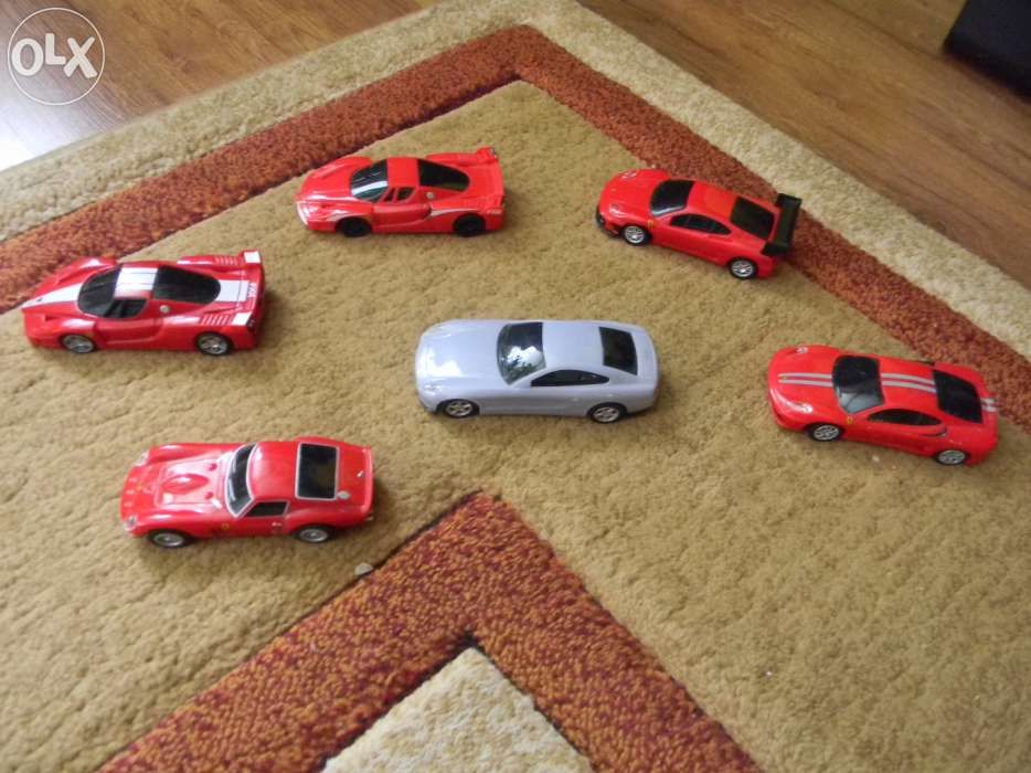 kolekcja samochodzików