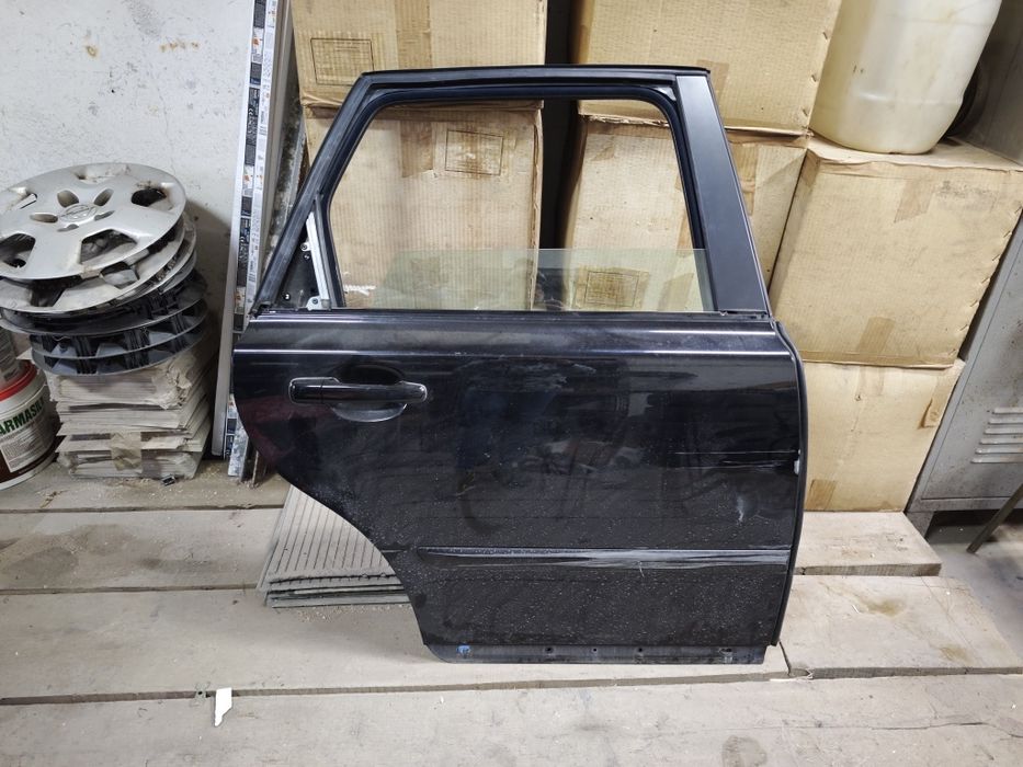 Drzwi tylne oraz przednie prawe Volvo V50, 2010 rok, czarne