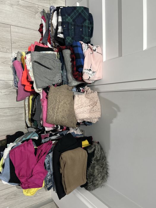 Paka ciuchow 160 rzeczy rozmiar xs ,34