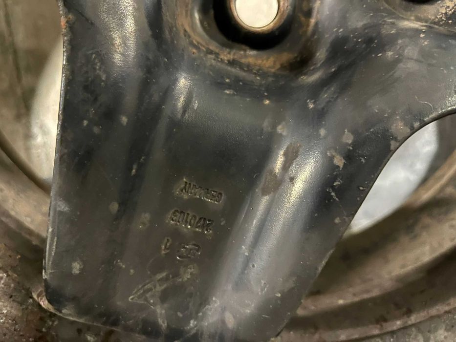 Felgi strukturalne Opel Insignia 5x120 17" 7J + kołpaki