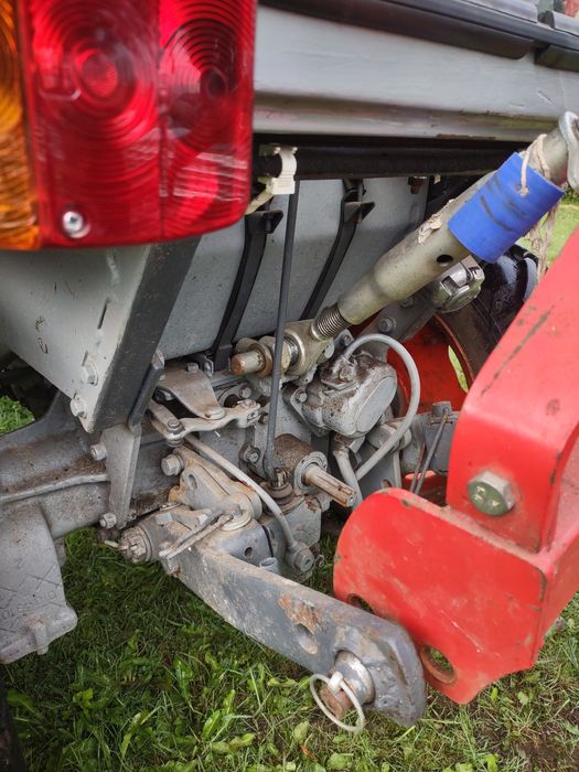 Traktor ogrodowy kmz 012