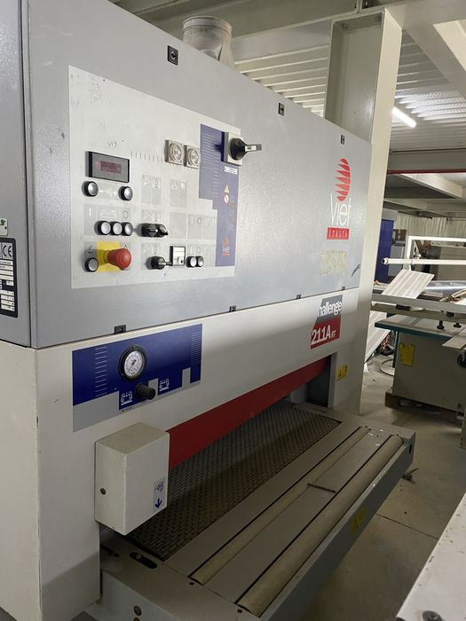 Lixadora marca Viet modelo chellange A211 a RT