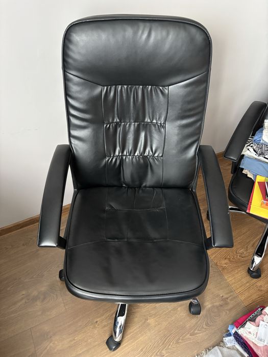 Krzesło biurowe obrotowe