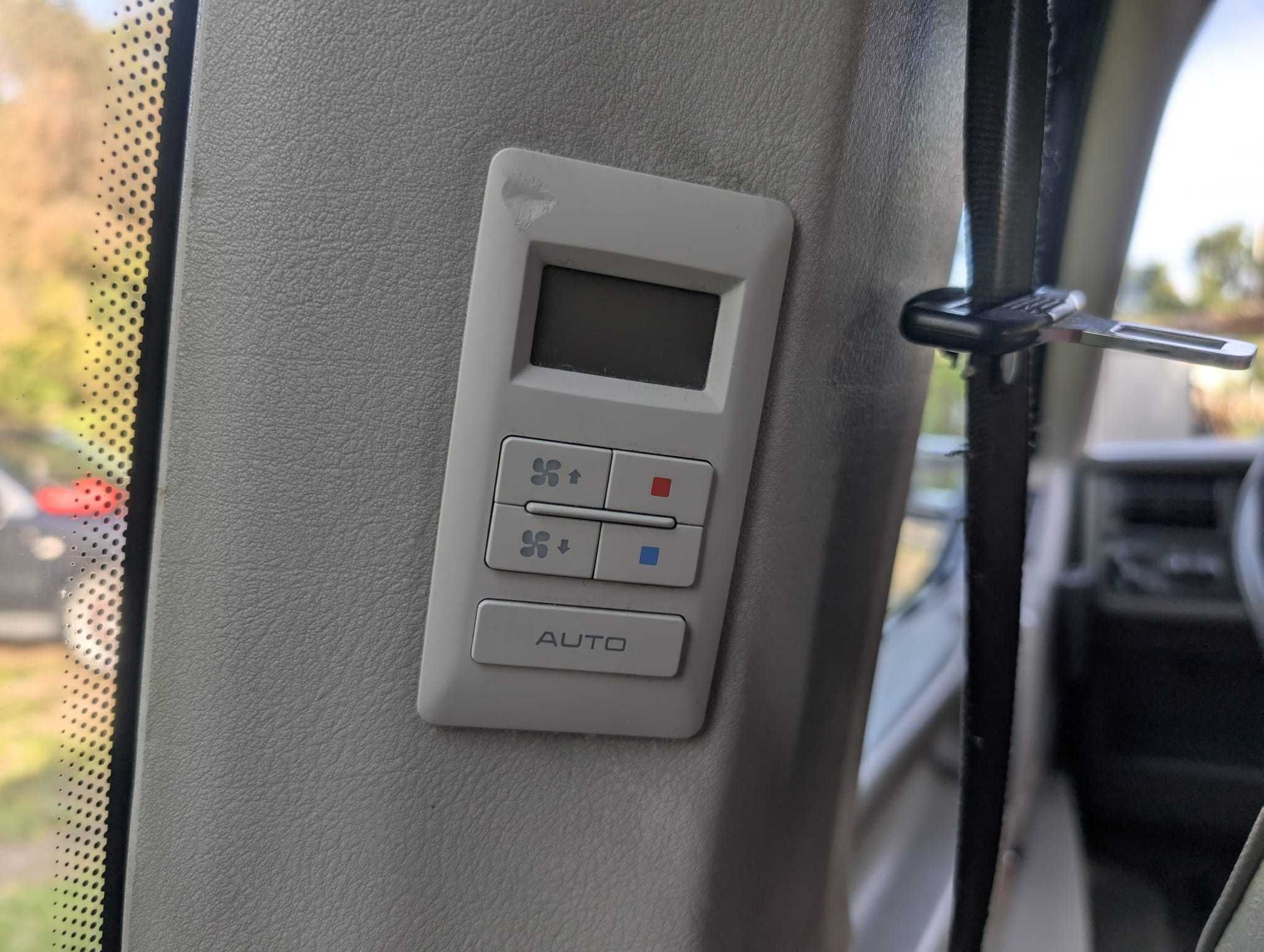 Vw T4 Caravella 102KM, 9 osób, Klima