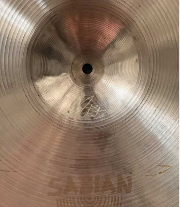 Prato Sabian Paragon Crash de 18", 1ª edição (Neil Peart Signature).