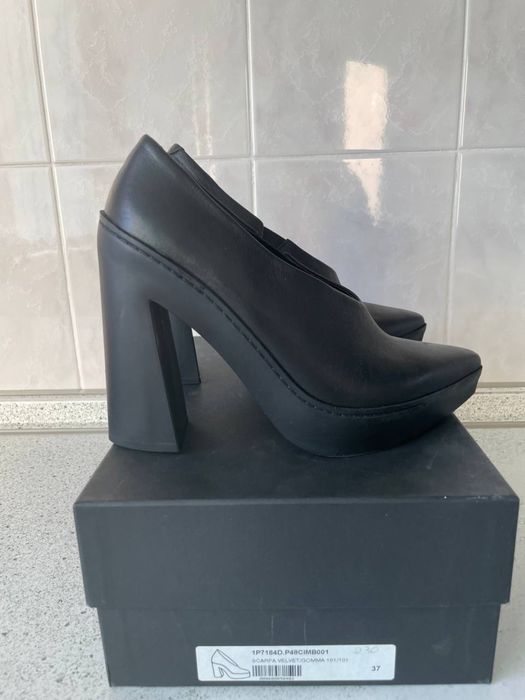 Ботинки на каблуке Vic Matie 38 размер