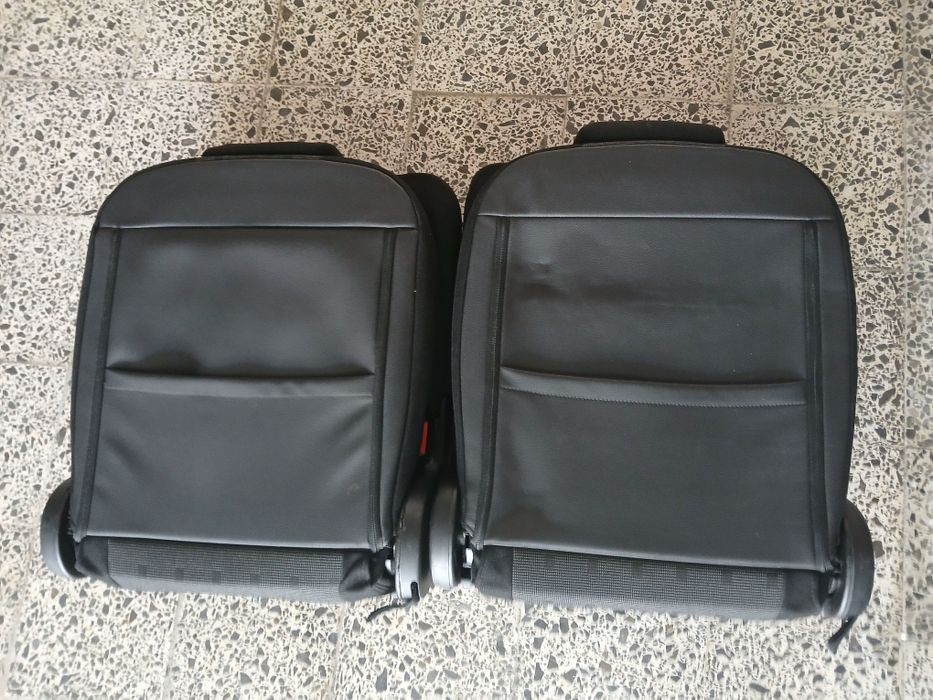 Dois bancos suplentes Peugeot 307sw 7 lugares