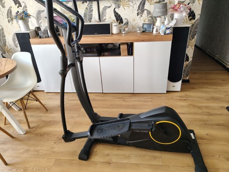 Orbitrek-trenażer eliptyczny