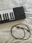 Teclado Alesis V49 MIDI