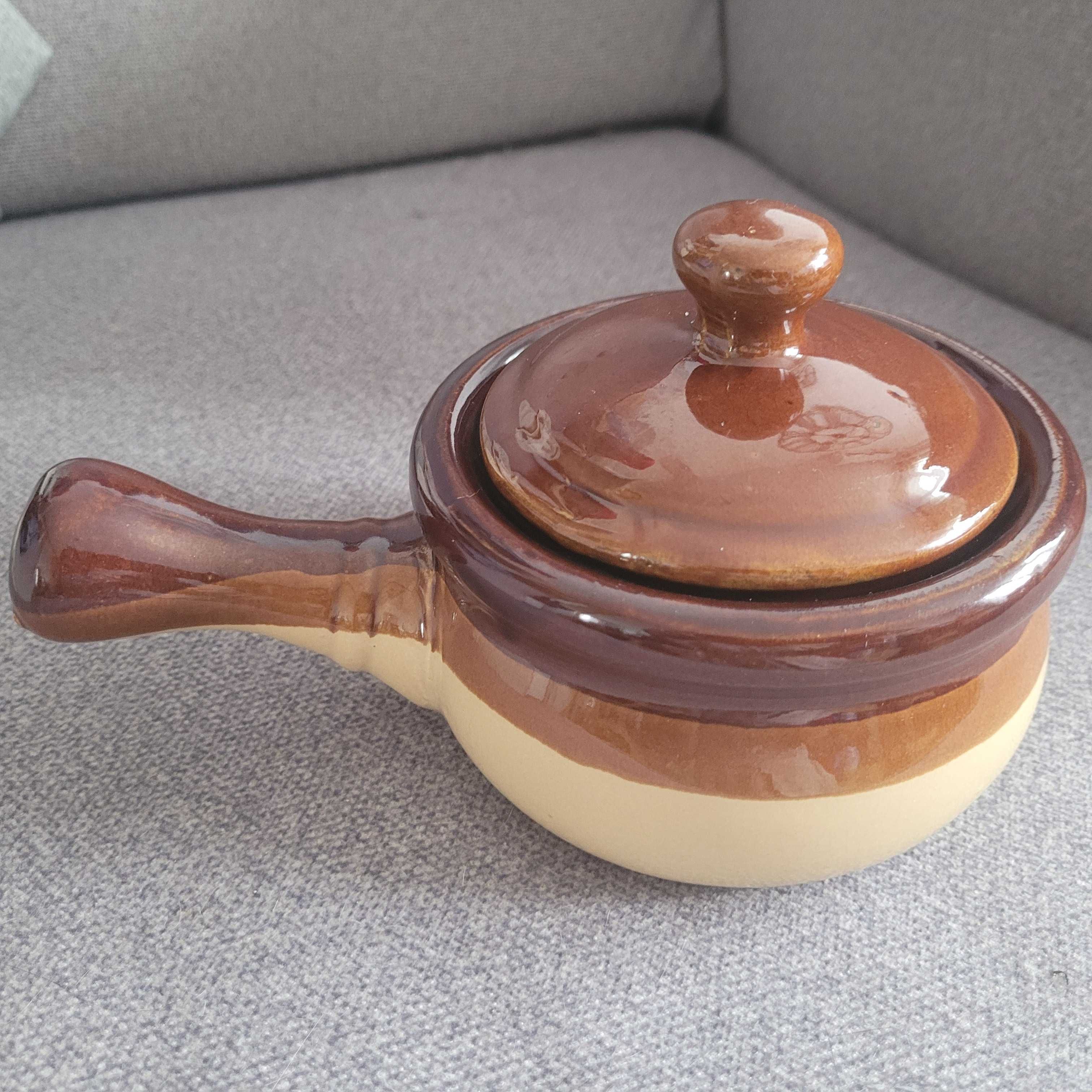Pojemnik kuchenny kamionkowy glazurowany, ceramiczny z rączką