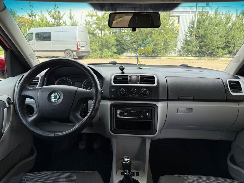 Оренда авто Skoda Roomster 400 грн/доба