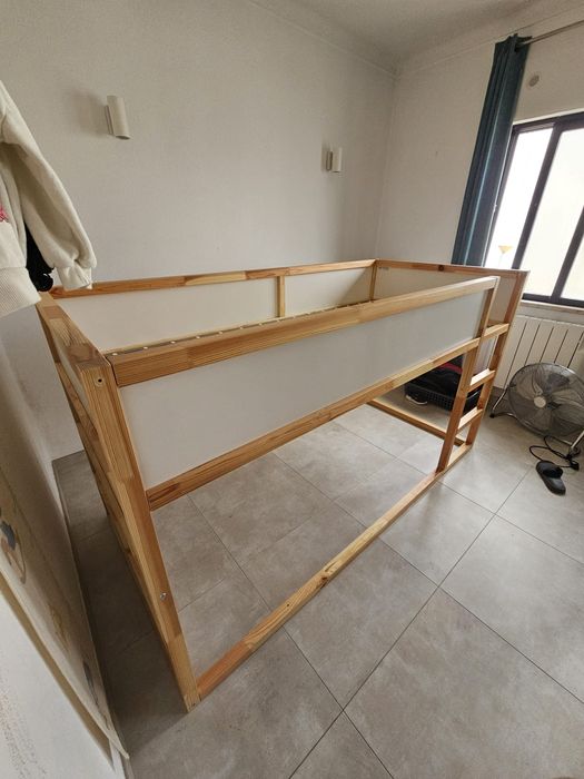 Cama IKEA Kura Alta