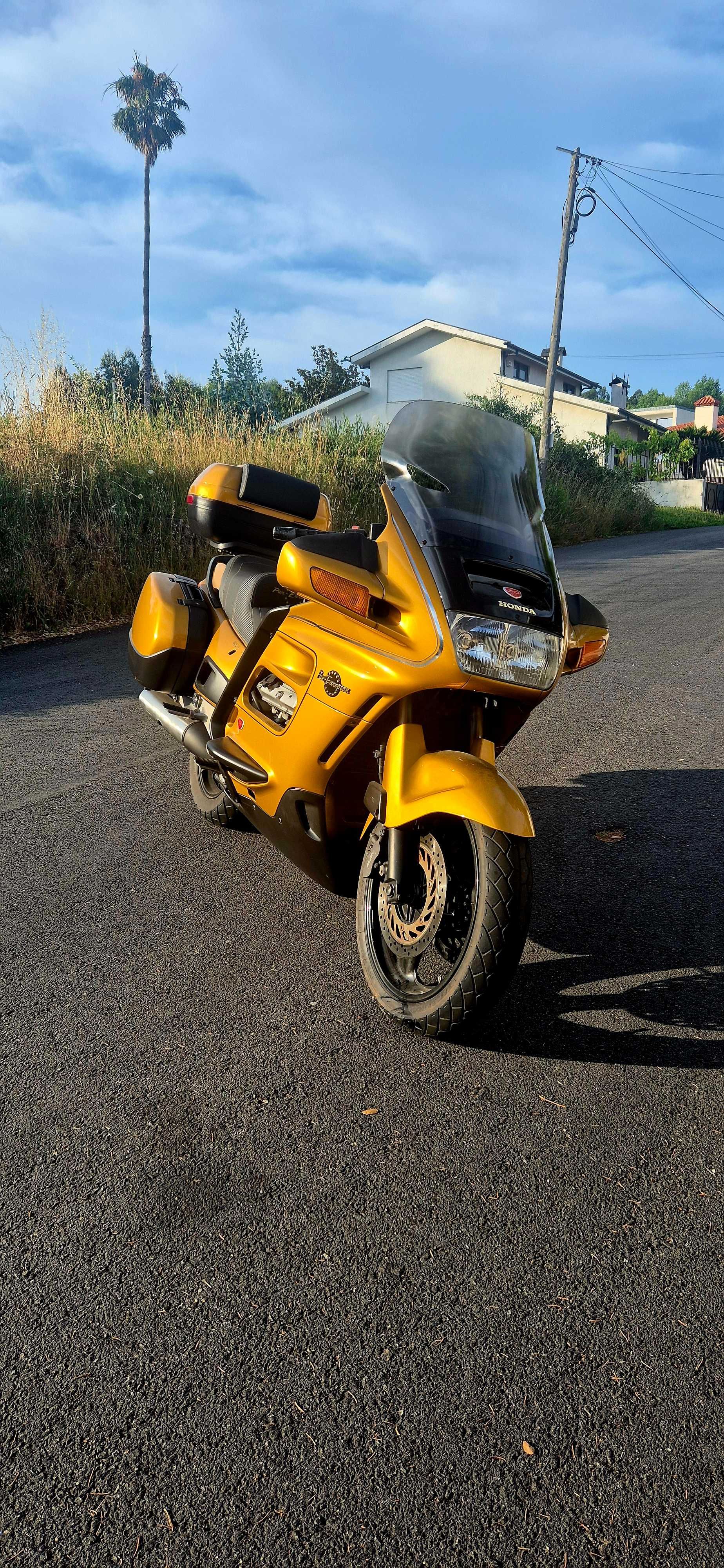Honda Pan European ST1100