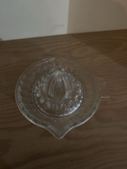 Espremedor de citrinos antigo