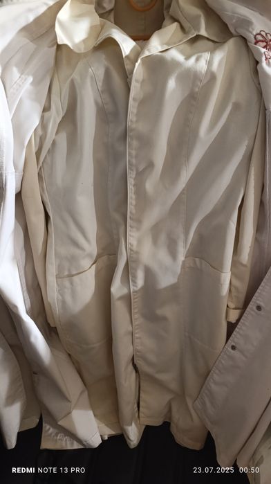 Халаты медицинские б/у хорошего качества