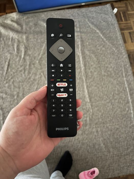 Tv Philips   68”