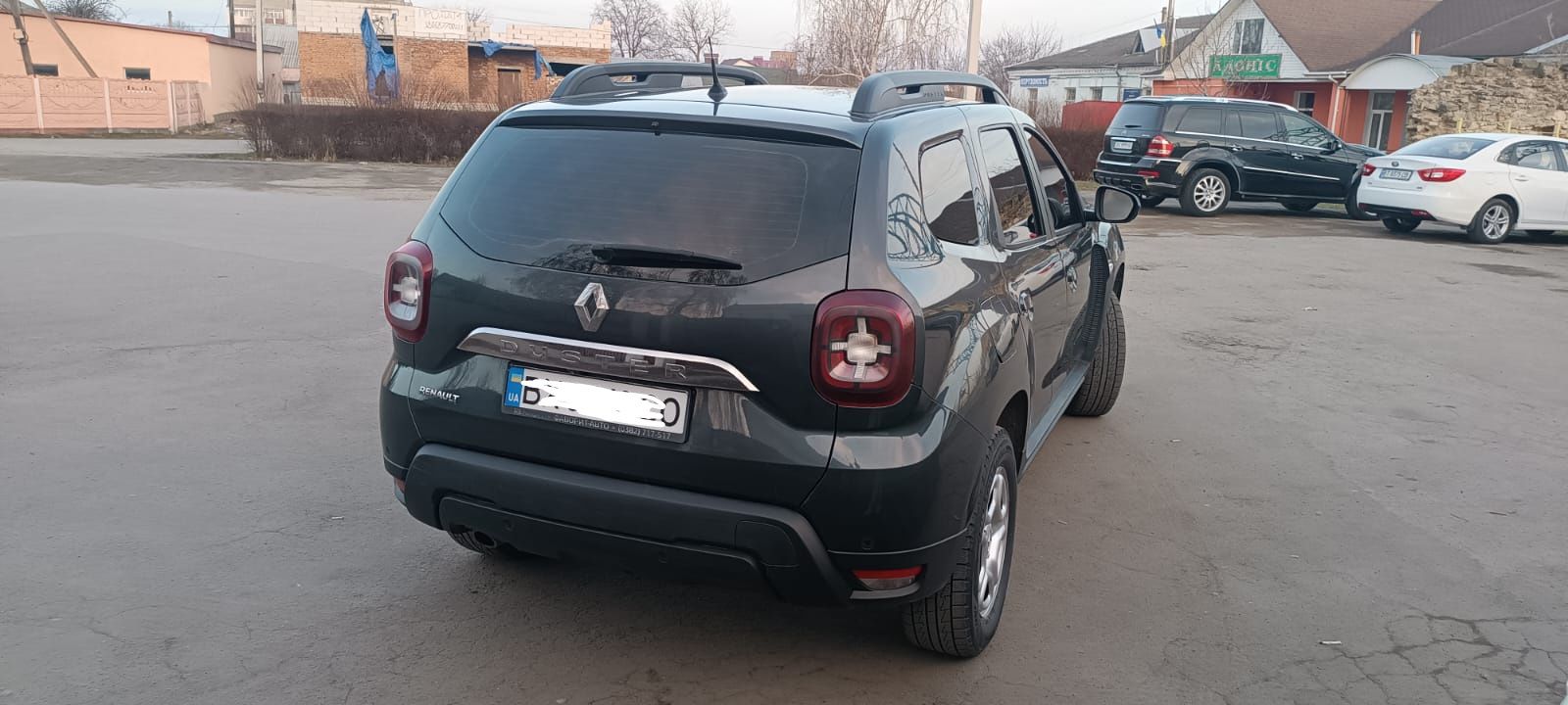 Продам автомобіль Renault Duster