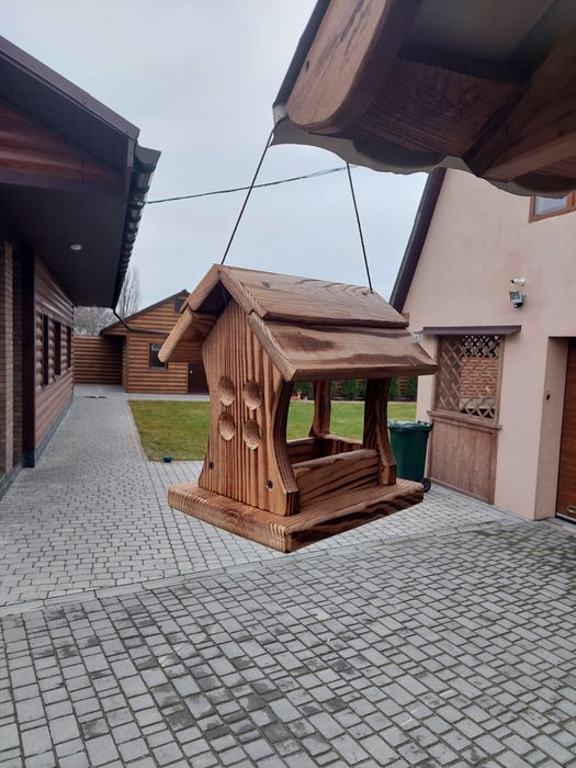 Годівничка для птахів,кормушка