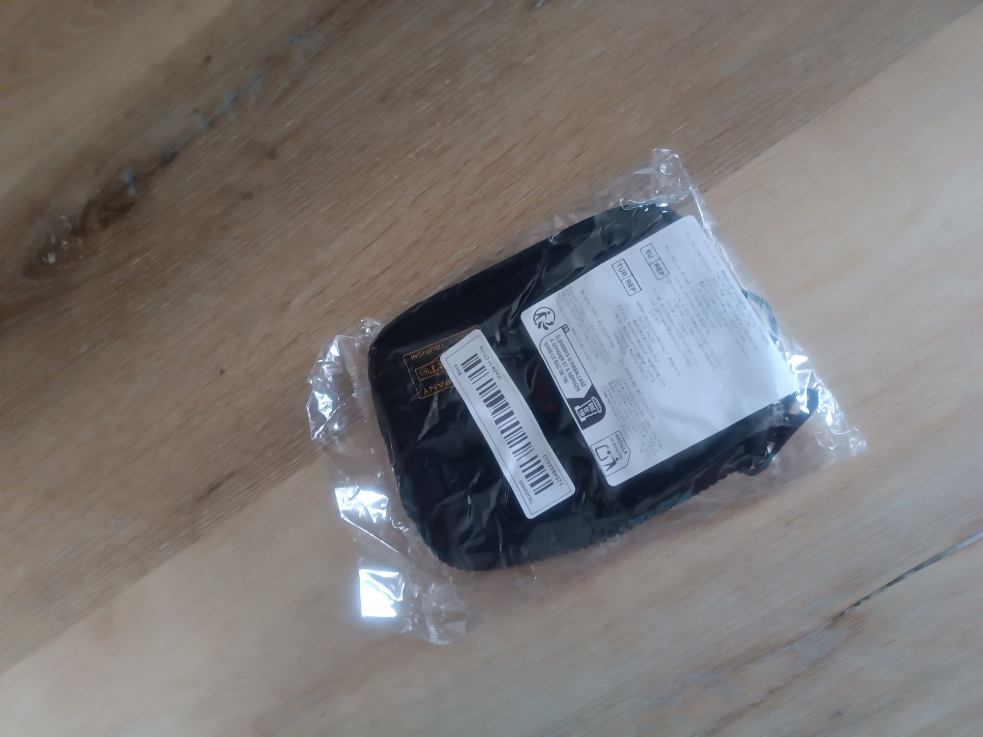 Saszetka portfel brelok