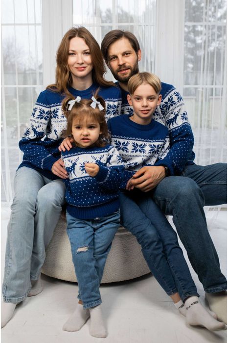 Family Look светри, Українська в’язка, образ для пари та дітей, Вовна