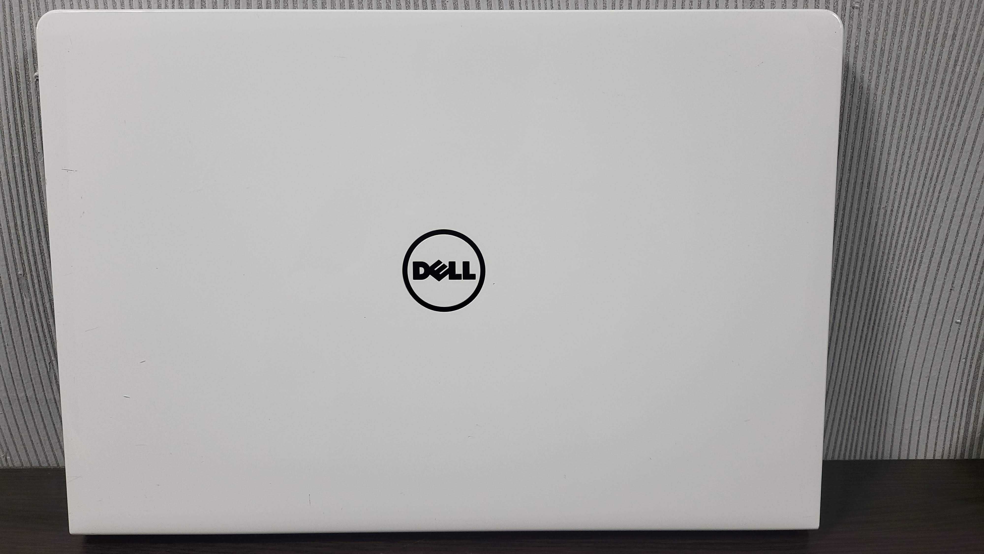 Ноутбук Dell Inspiron 5558 / 15.6" / i5 5200U / 4Gb RAm / 500Gb HDD