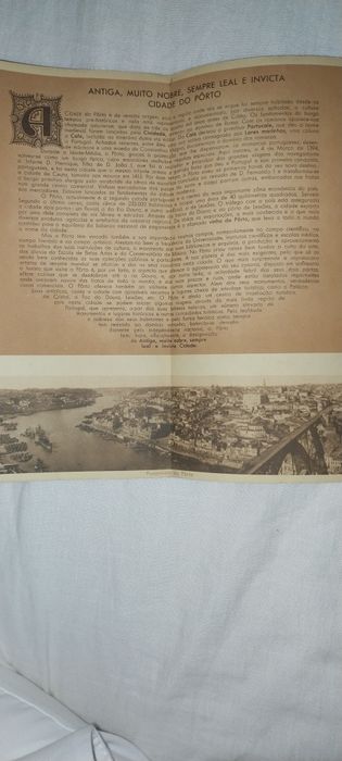 Mapa da cidade do Porto de 1940 da C.M.P., para turistas, com indicaçõ