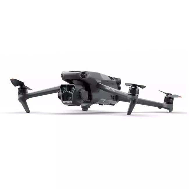 DJI Mavic 3 Pro Fly More