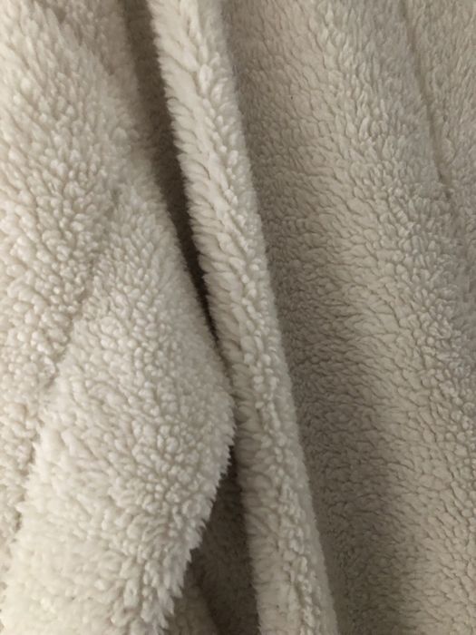 Futerko sztuczne XL biale