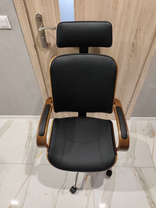 Nowe Krzesło biurowe gamingowe obrotowe z drewna i sztucznej skóry