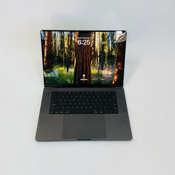 MacBook Pro 16" 2023 M3Pro Space Black 18/512