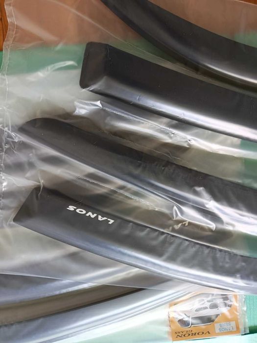 Вітровики , дефлектори комплект 4 штуки Daewoo Lanos, Sens