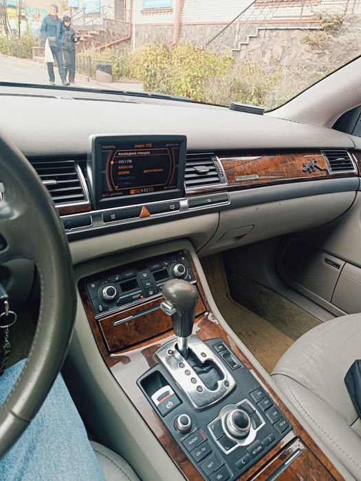 Audi A8 2003 рік 4.2 TDI Quattro