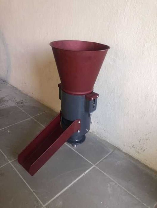 Гранулятор кормовий комбі корма корму 1,5кВт/ 7,5кВт (220В/ 380В)