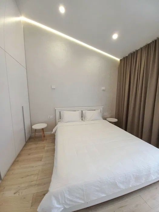 Продам Срочно! 2-х комн. НОВОСТРОЙ С РЕМОНТОМ !