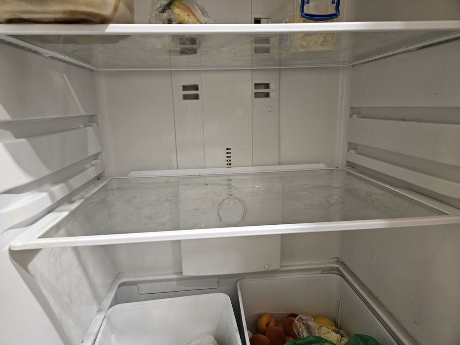 Полички до холодильника indesit, індезіт