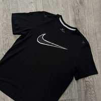 Футболка тишка Nike swoosh big logo