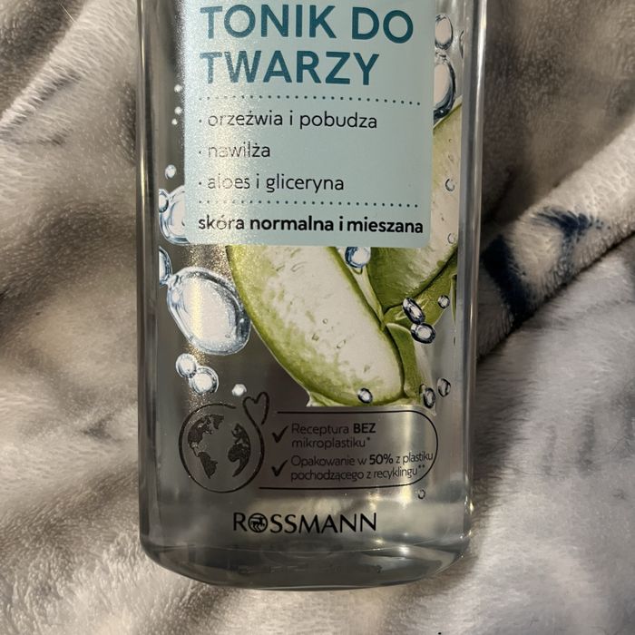 tonik do twarzy isana