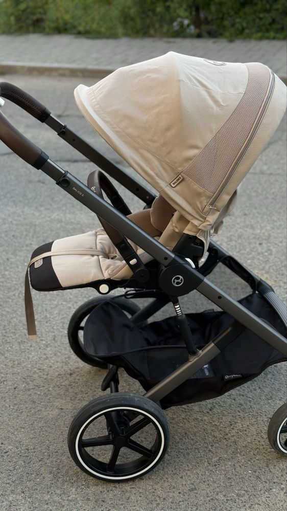 Прогулянкова коляска Cybex Balios s Lux 2025