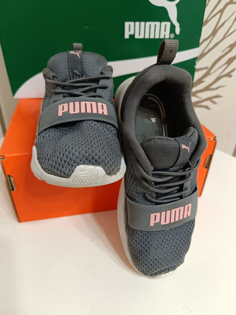 Серо-розовые кроссовки Puma, детский р27/9