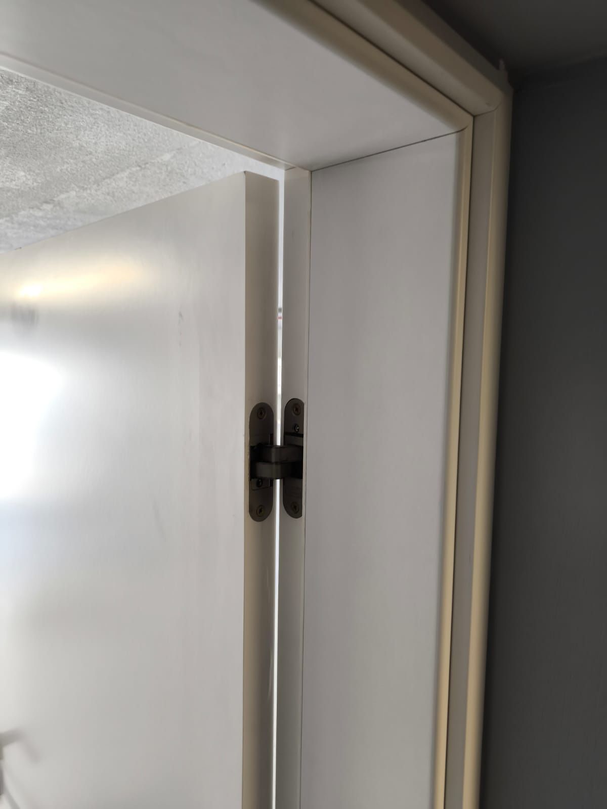 Drzwi Porta białe używane 80 z ościeżnicą