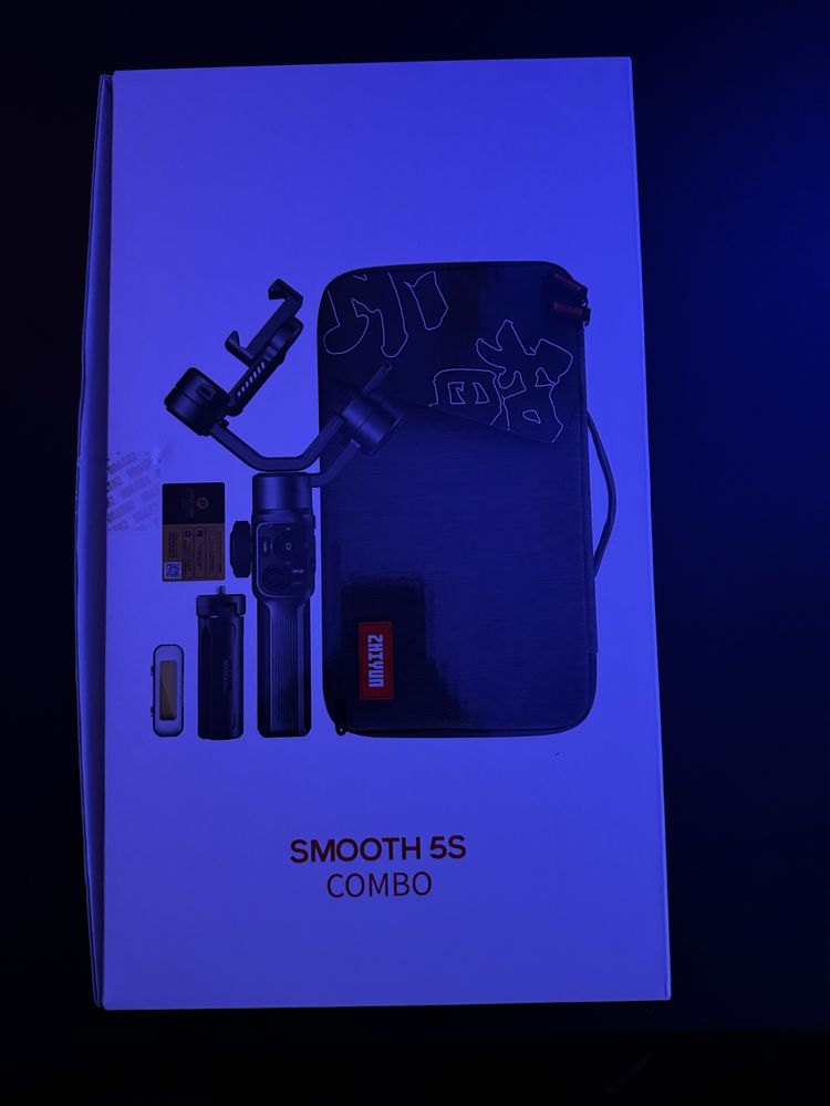 Gimbal Estabilizador Zhiyun Smooh 5S Combo