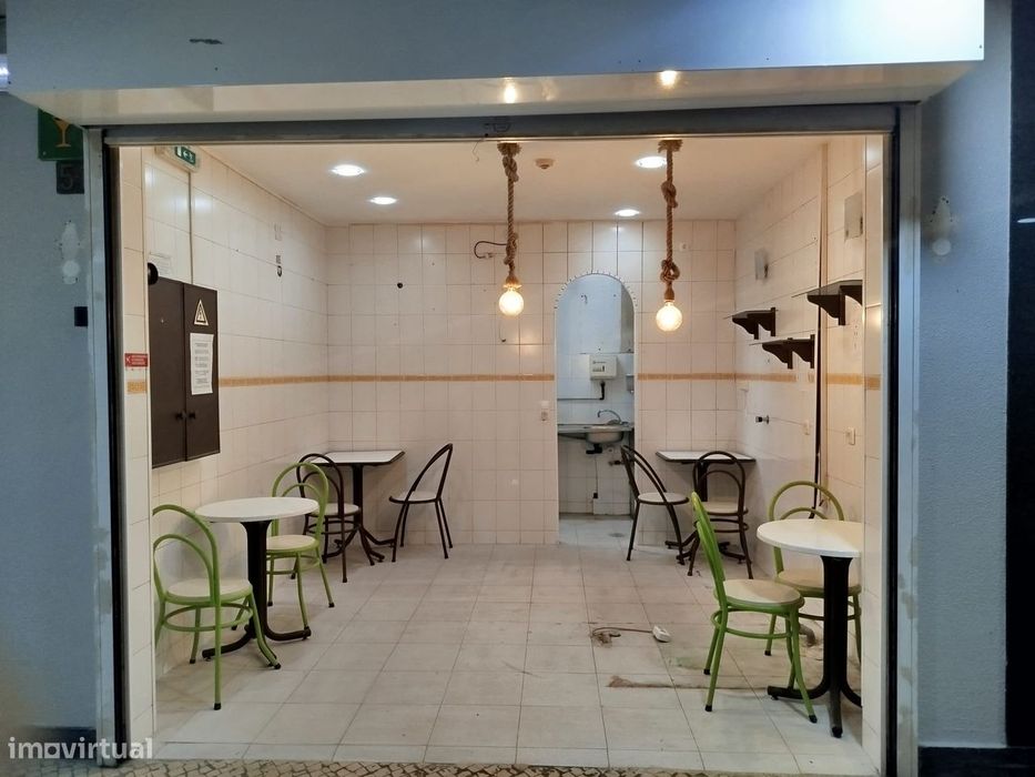 Loja para Arrendamento – Lumiar, Lisboa - 825€/mês