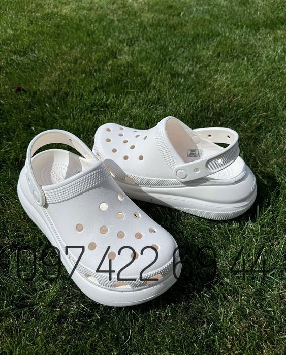 Сабо класік жіночі Крокс Crocs Classic Crush беж білі чорні