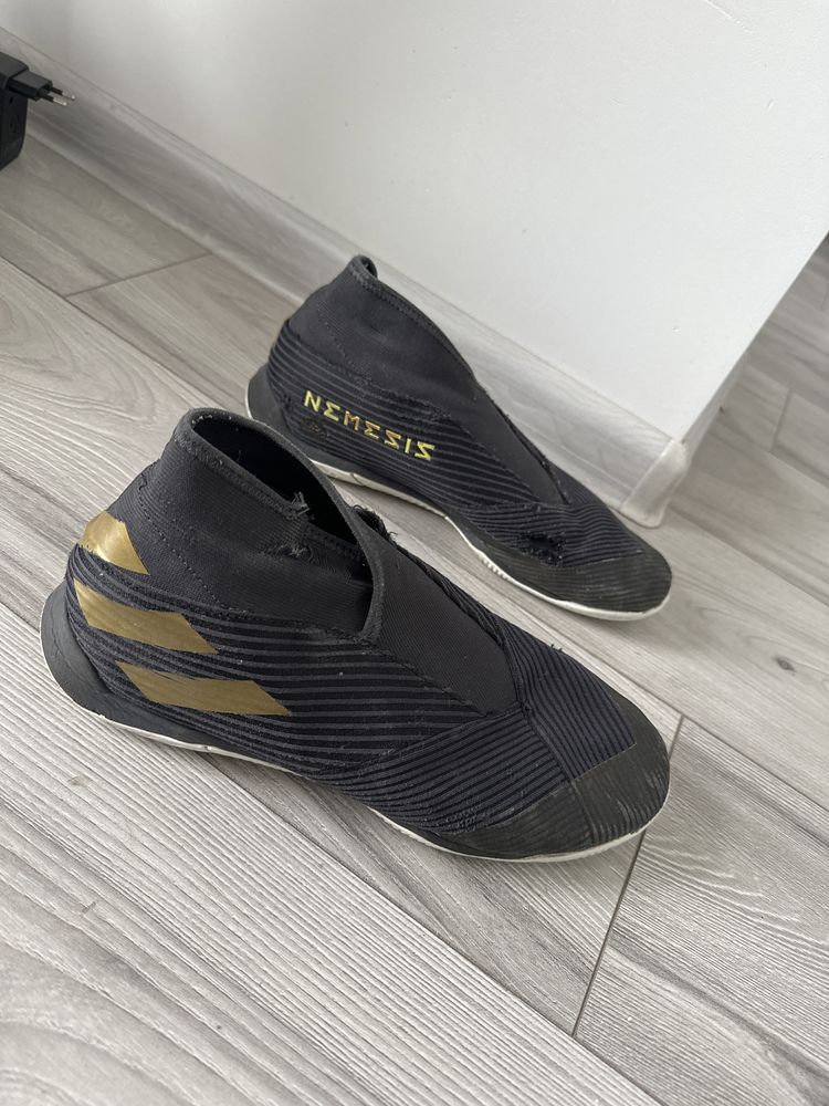 Adidas Nemeziz halowki buty sportowe do pilka 42