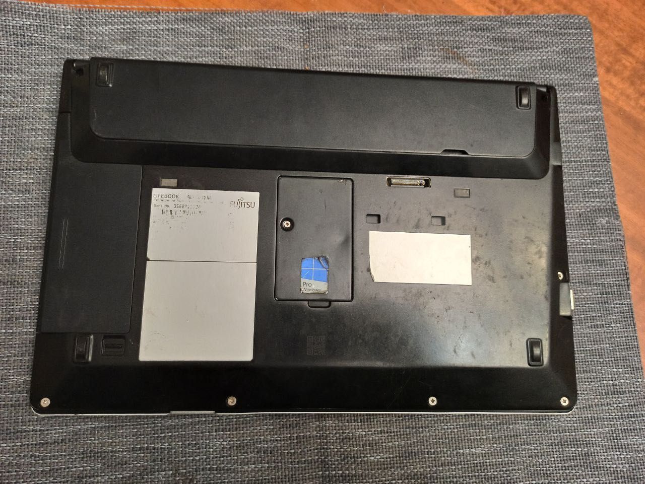 Fujitsu Lifebook s937 core i5 FullHD 16Gb DDR4 256Gb SSD з зарядкою