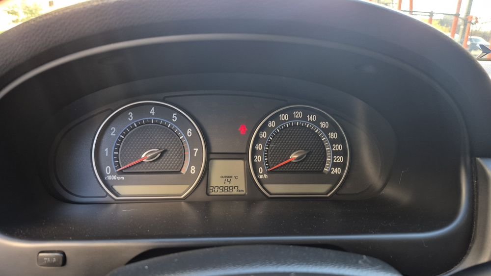 Kia Magentis 2008 року.