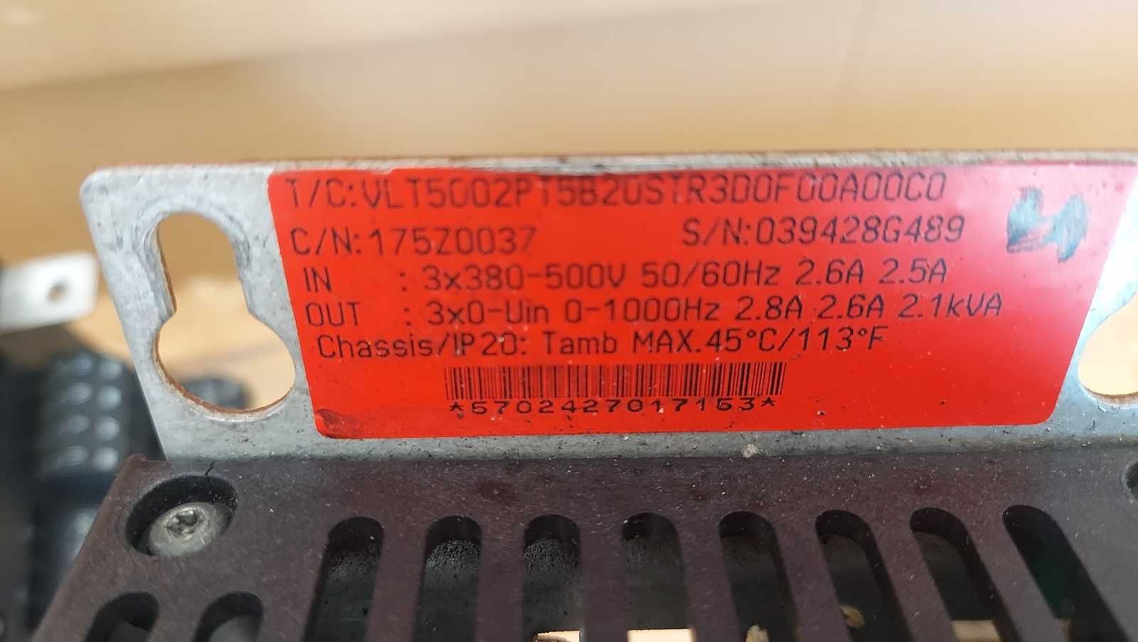 DANFOSS falowniki 24 sztuki VLT500 1.7kWA, 2.1kWA, 3.1kWA, 4.3kWA